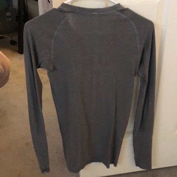 Lululemon swiftly tech - Picture 3 of 3